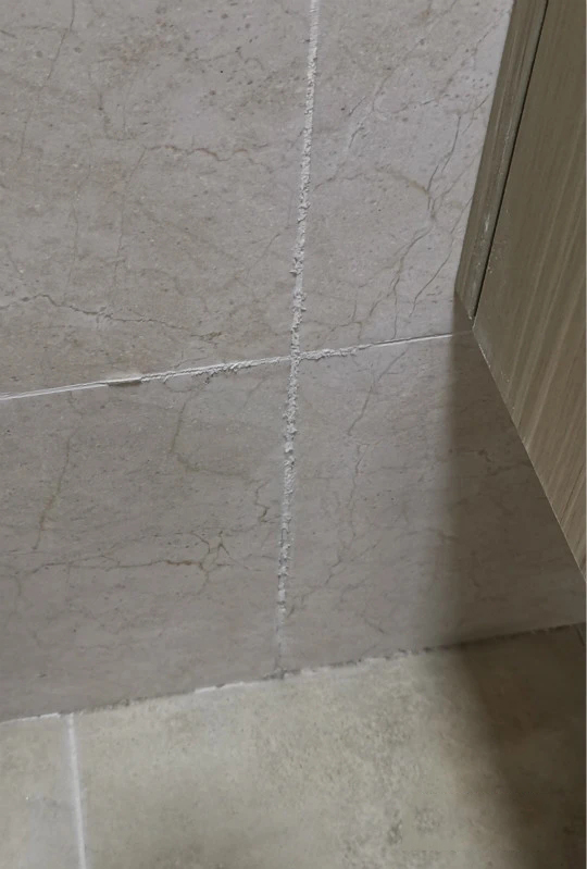 保利精装房与样板间有区别吗,保利精装房和毛坯房差价