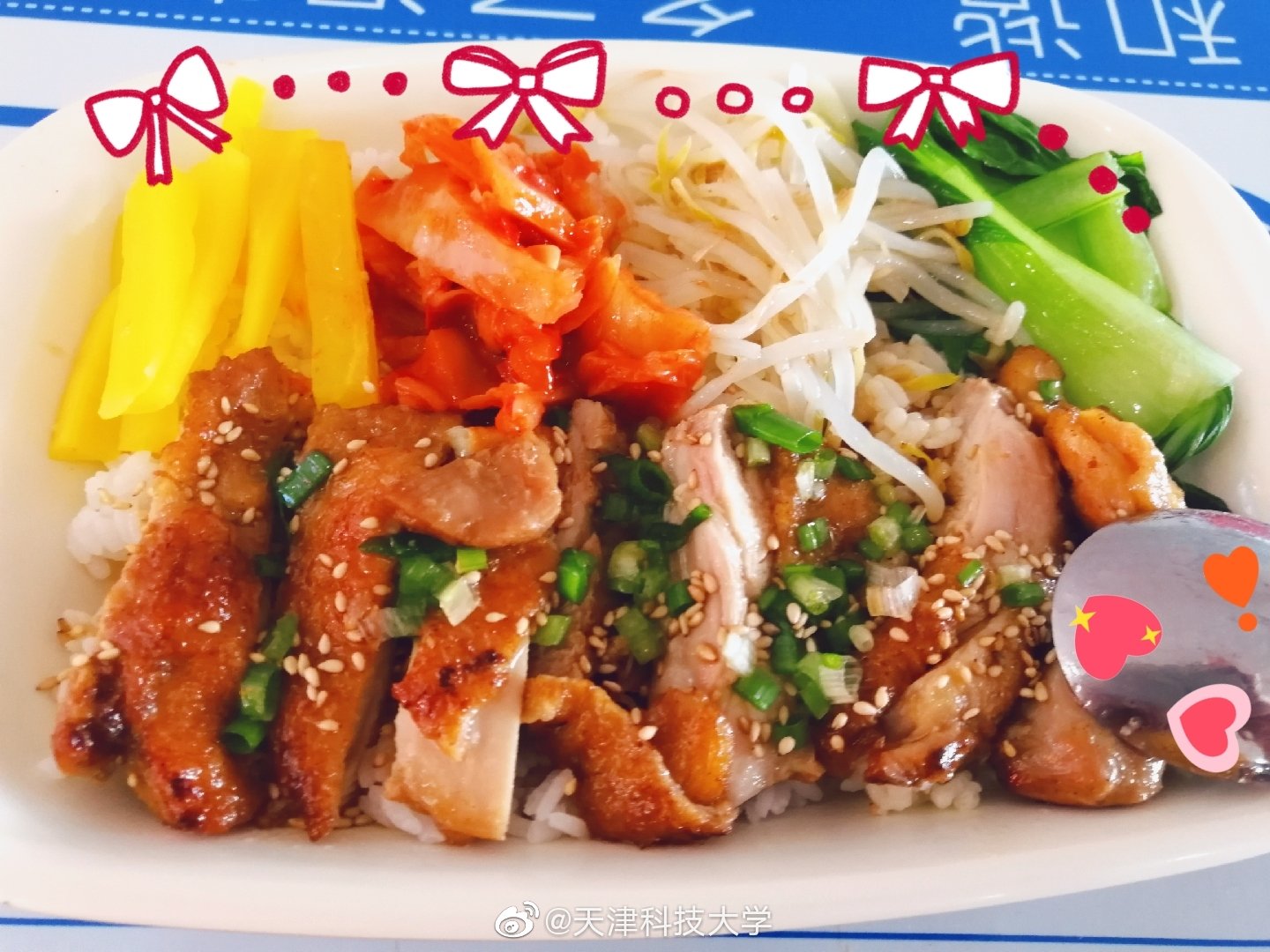 天津最馫大学食堂：晚上吃啥？给你安排的明明白白