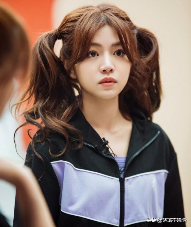 脸型有缺陷的什么发型比较好,脸型不对称什么样的发型好看