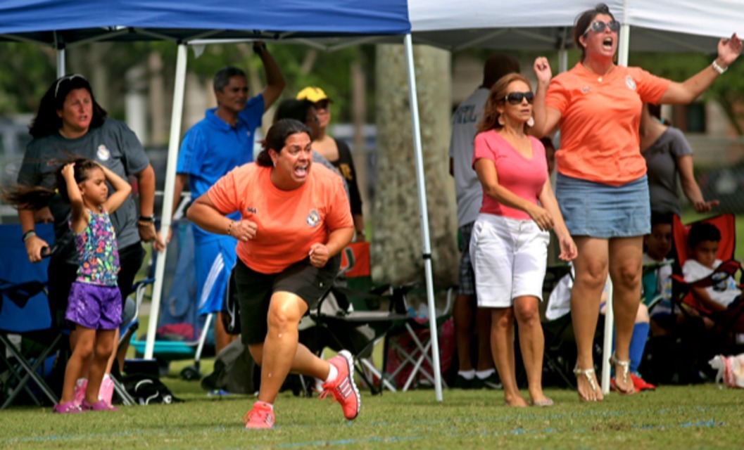 小孩玩游戏输不起怎么引导,孩子玩游戏输不起又哭又闹