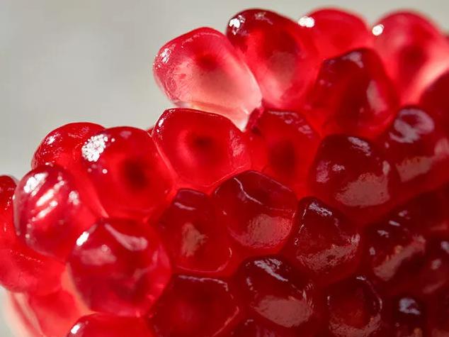 红宝石无籽石榴,又大又甜不裂果的无籽石榴