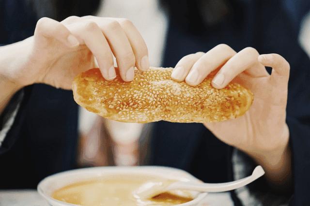 徐州凉皮开到悉尼！健身私教亲手烹制！美味到极致，还有变态辣…