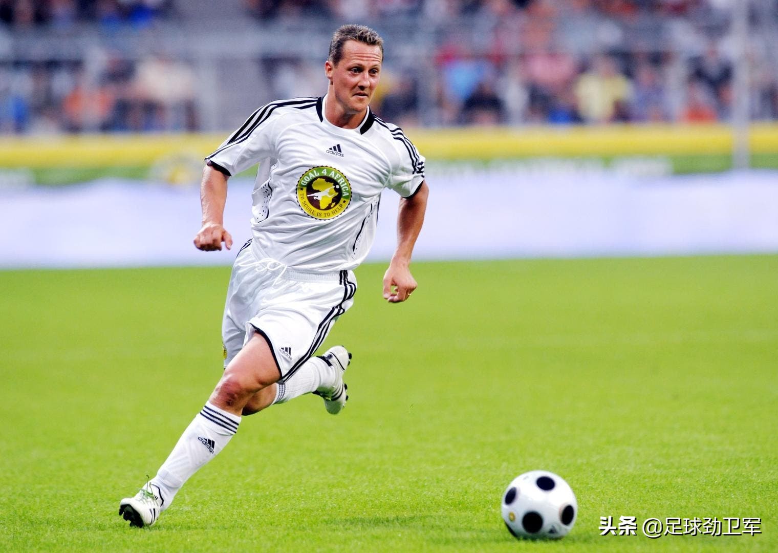 欧冠之王c罗多少个冠军,欧冠金靴梅西和c罗谁多