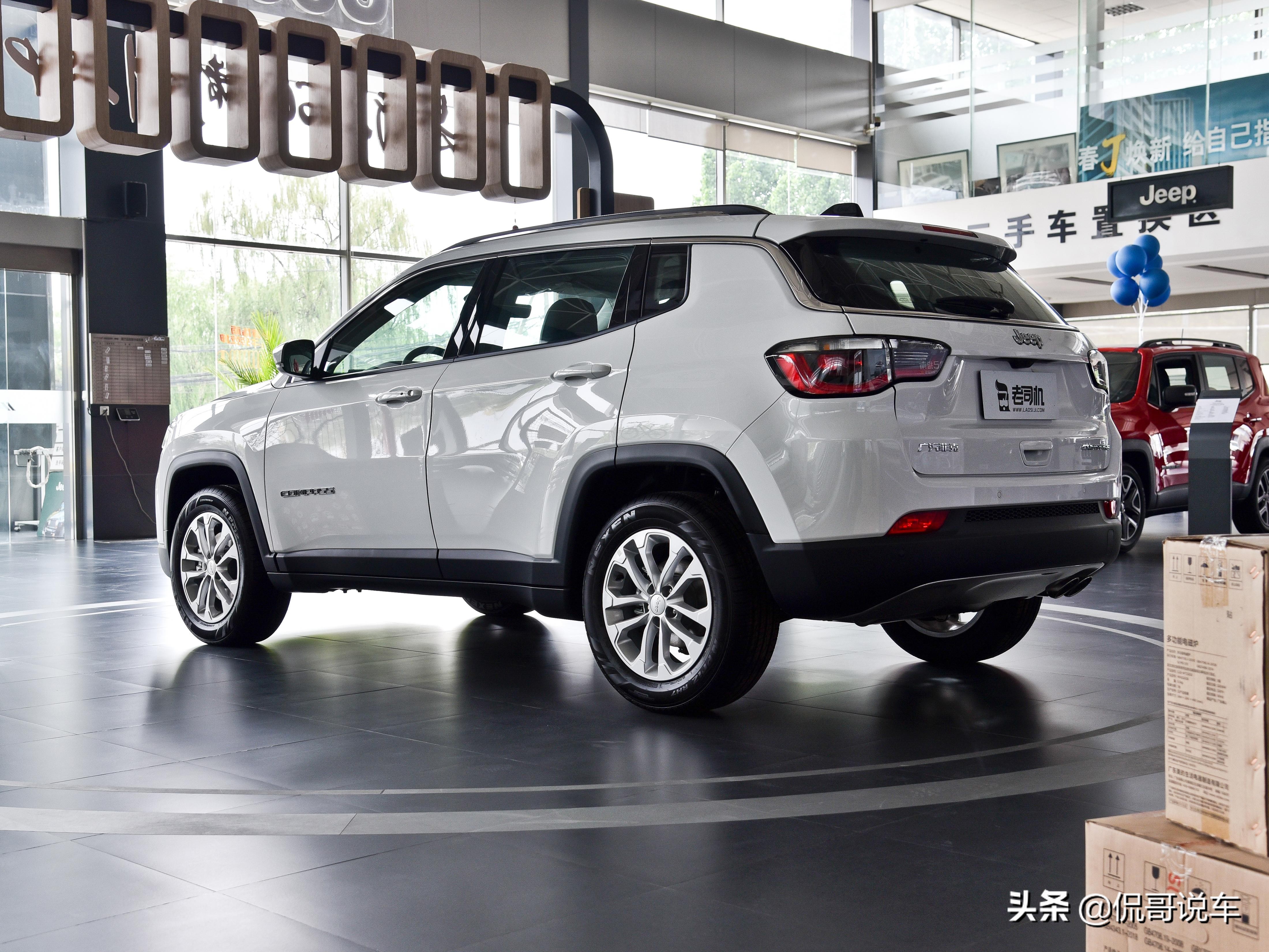 进口指南者2.4四驱越野测试,硬汉外观越野车