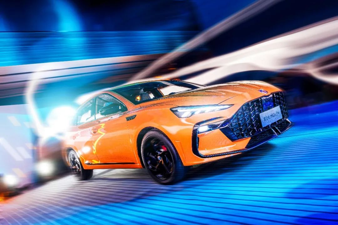 「价到」小野猫、新缤越、BJ40环塔冠军版，改装潮文化起飞