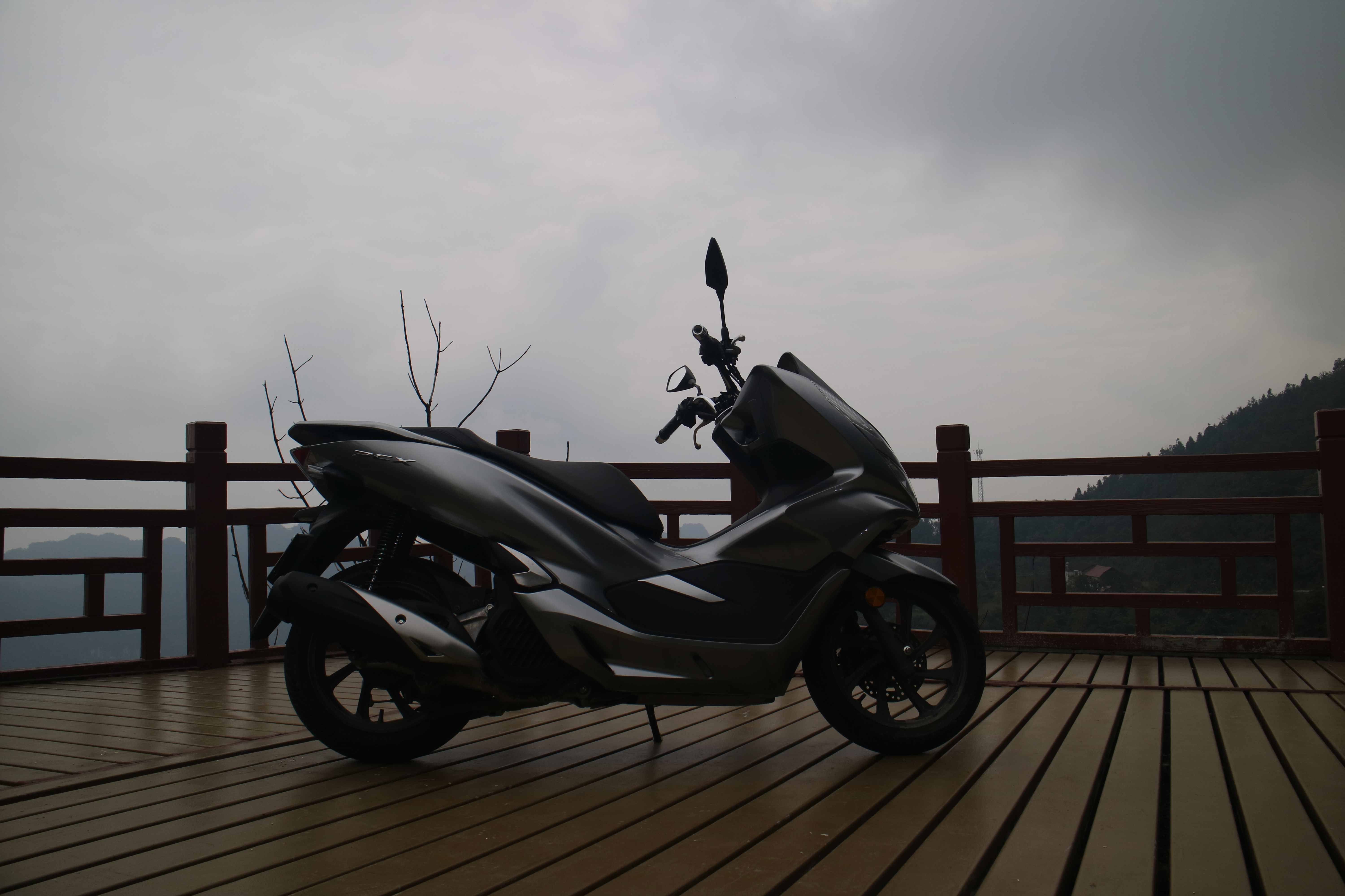 荆州古城游记视频,五羊本田pcx150国产的好不好