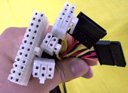 电脑主机电源线颜色代表什么,电脑电源输出线颜色的含义