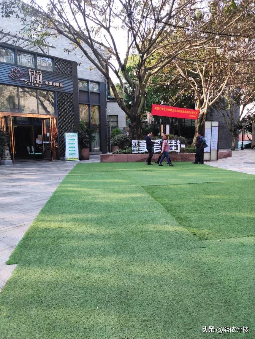 没轨道,接房要3年后,这里的高层凭什么套内17000元/㎡?