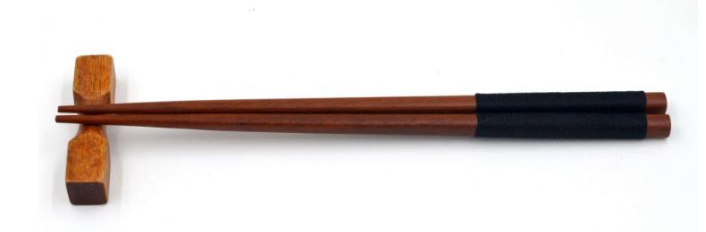 人类的祖先是怎样生活的60字,人类祖先最早发明的房子