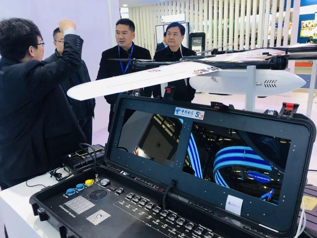 5G黑科技亮相体博会，全国冠军来了，足球明星来了，你还不克里马擦来！