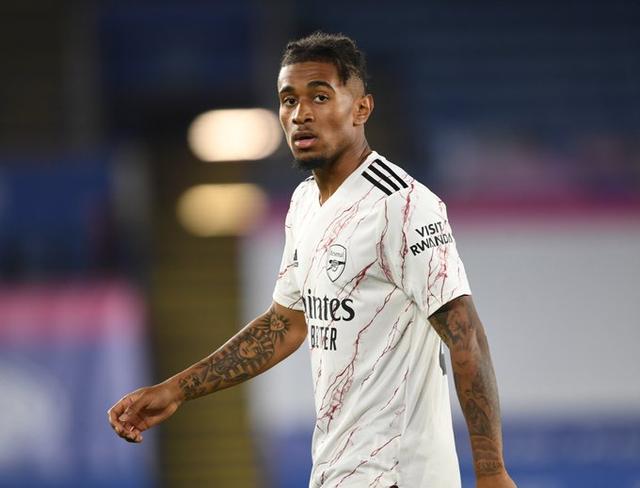 2-0！英超6.4亿劲旅淘汰强敌，4500万球星造神奇乌龙球