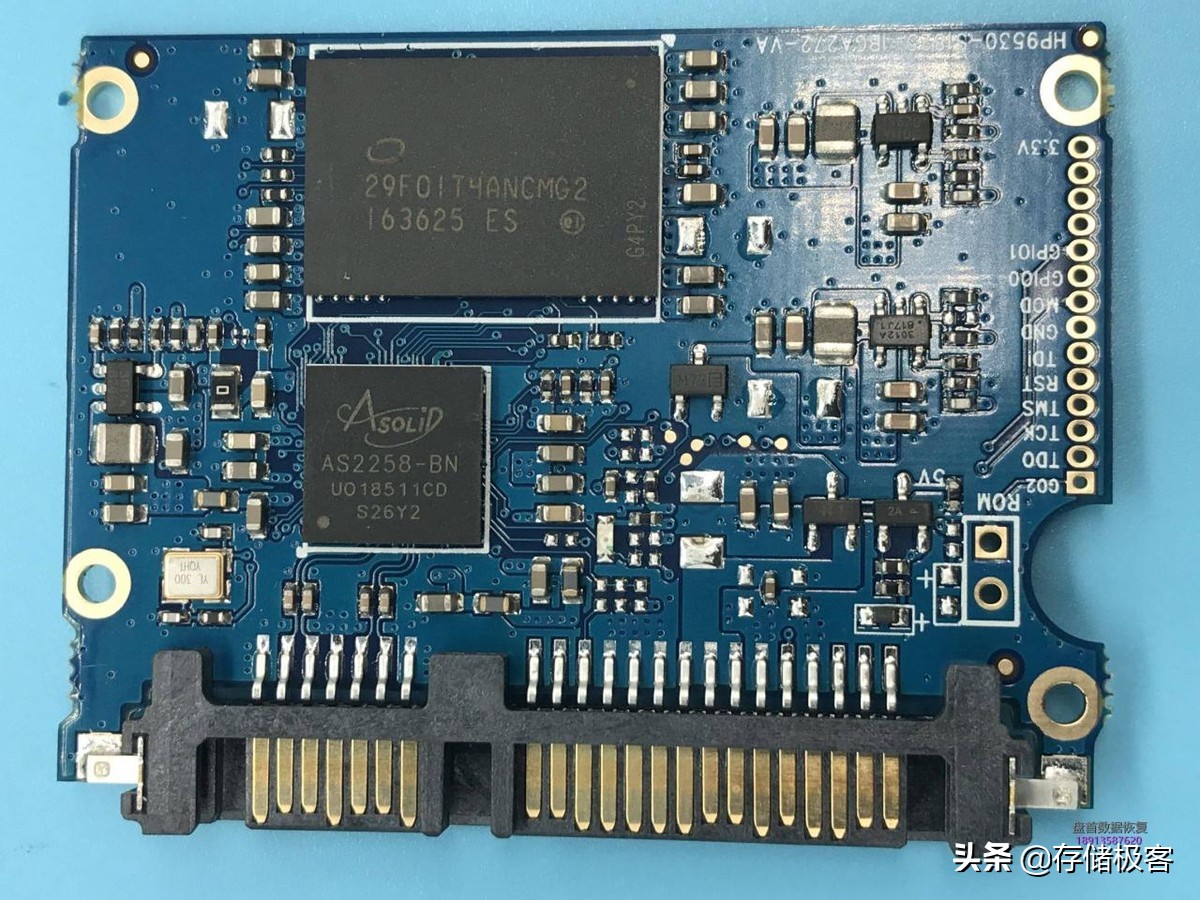 如何辨别固态硬盘的主控芯片,固态硬盘主控型号检测
