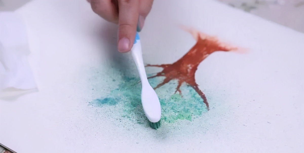 爱画画的孩子幼儿创意美术,100个创意绘画游戏