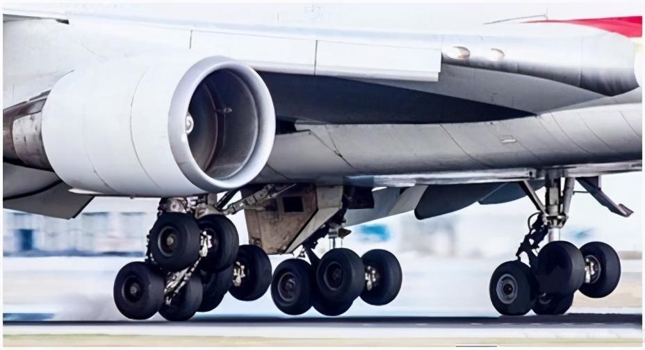 一个飞机轮胎，中国为何会被卡脖子？其价值跟黄金相比不遑多让