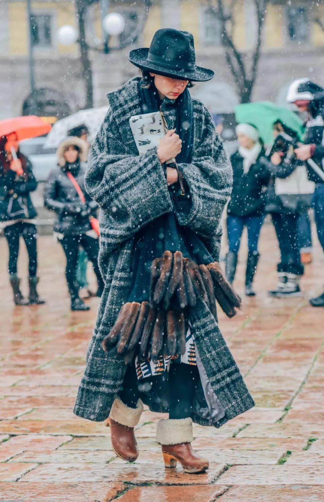 寒冷的冬天如何快速搭配围巾,冬天的保暖围巾