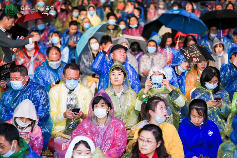 贝多芬音乐会完整视频,贝多芬森林音乐会