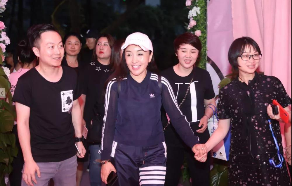 梦圆皇宫美睫九方广场店,梦圆皇宫美容