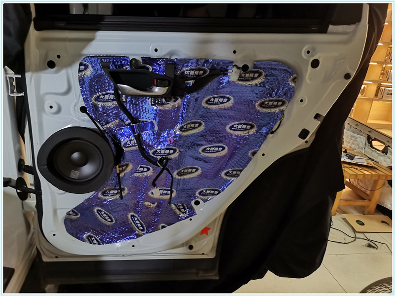 厦门本田crv音响改装推荐,深圳crv汽车音响升级改装