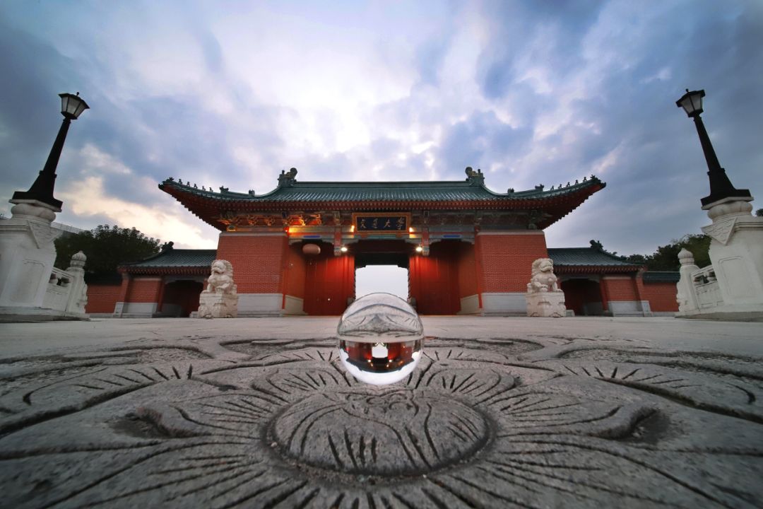 上海交大世界大学排名,上海交大最牛校长