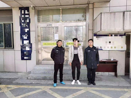 小伙裸聊被敲诈,小伙寻求刺激报警称自己被骗