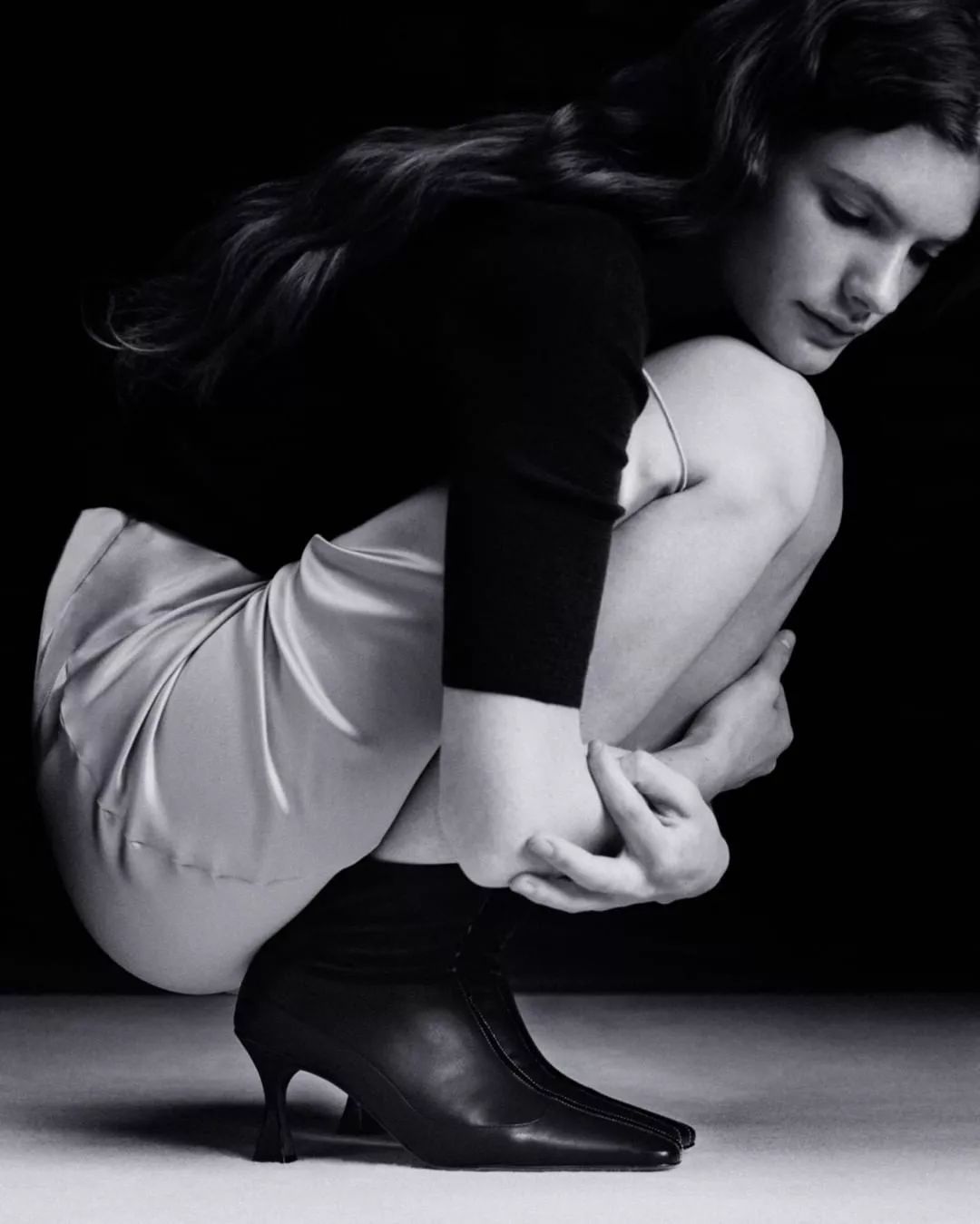 看见今年秋冬必入的第一双靴子，我方了……