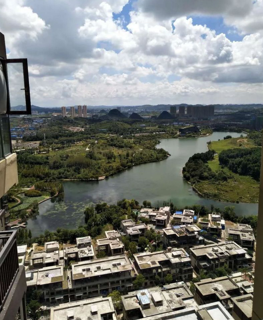 一句话评论各楼盘,贵阳双龙区别墅区