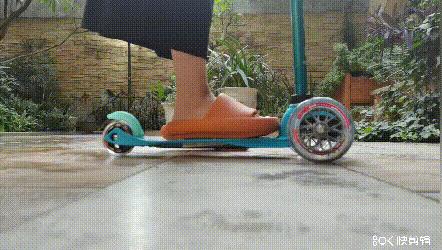 1至3周儿童滑板车测评推荐,儿童专业滑板6-12岁男孩评测