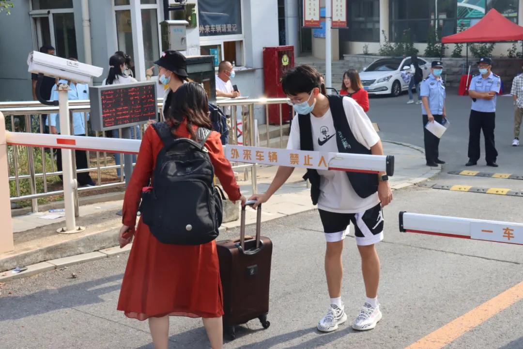 迎接新工人,欢迎新老工人