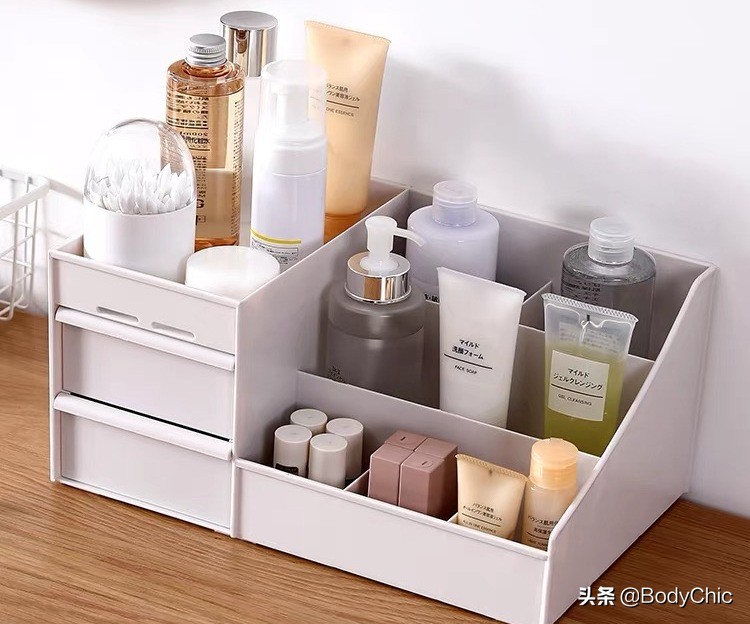 要过年了，晒晒自己在淘宝买的无用品！