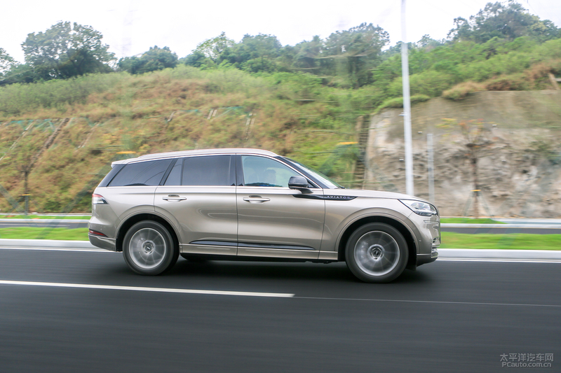 深度试驾体验林肯飞行家phev,宝马x5phev和林肯飞行家
