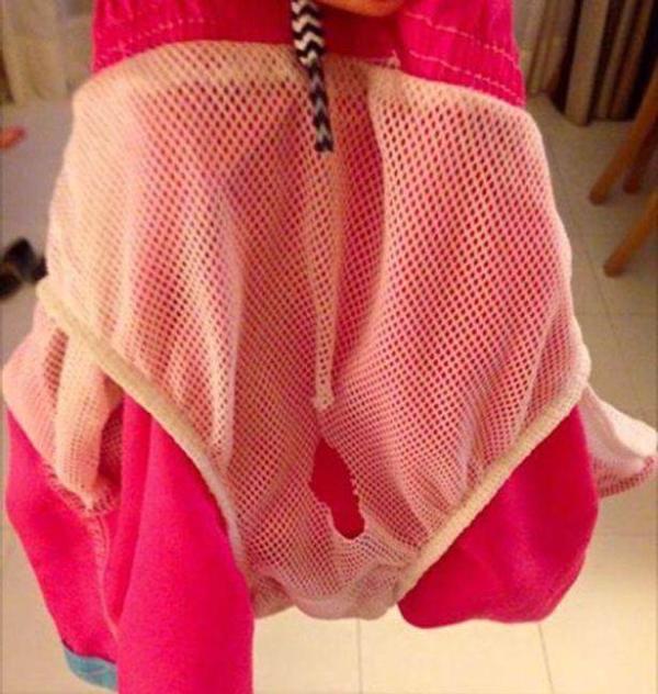 儿童游泳手脚被绑着下水如何自救,7岁男童游泳时被卷入