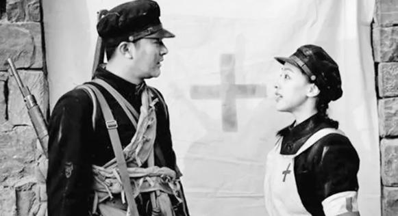 鍙傝皨闀垮彈浼や綇闄㈢湅涓婂皬鎶ゅ+鍏ㄩ泦,灏戝皢鍙椾激鎶㈡晳鍚庣画