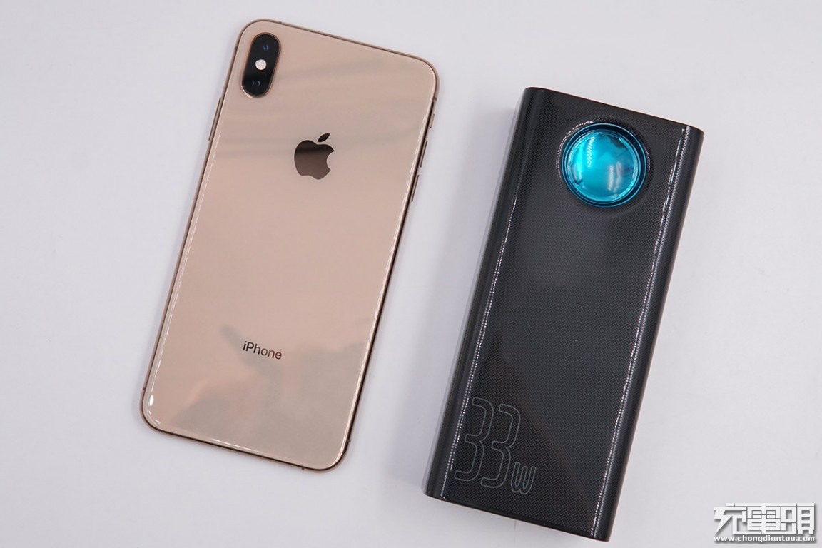 倍思30w超级硅充电器拆解,倍思65w移动电源拆解