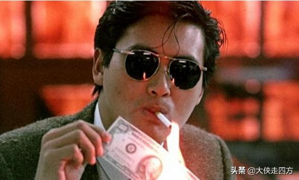 美国民众要自由,*行游***威示**炒福奇,只要索赔不要命,白眼狼不足惜