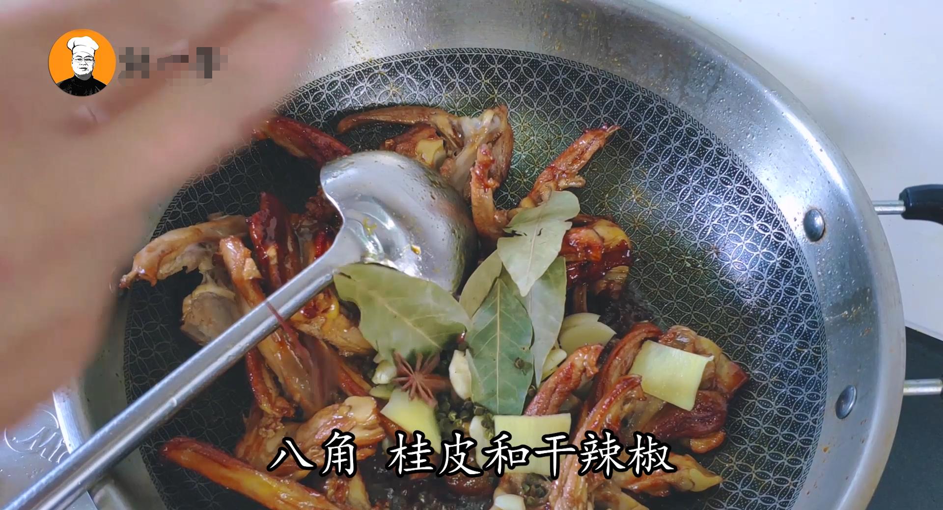 酱鸭锁骨最正宗的做法,酱香鸭锁骨的家庭做法视频