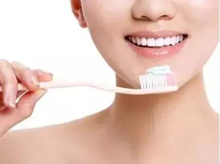 基牙会不会在烤瓷牙里烂掉,烤瓷牙怎么检查基牙坏没坏