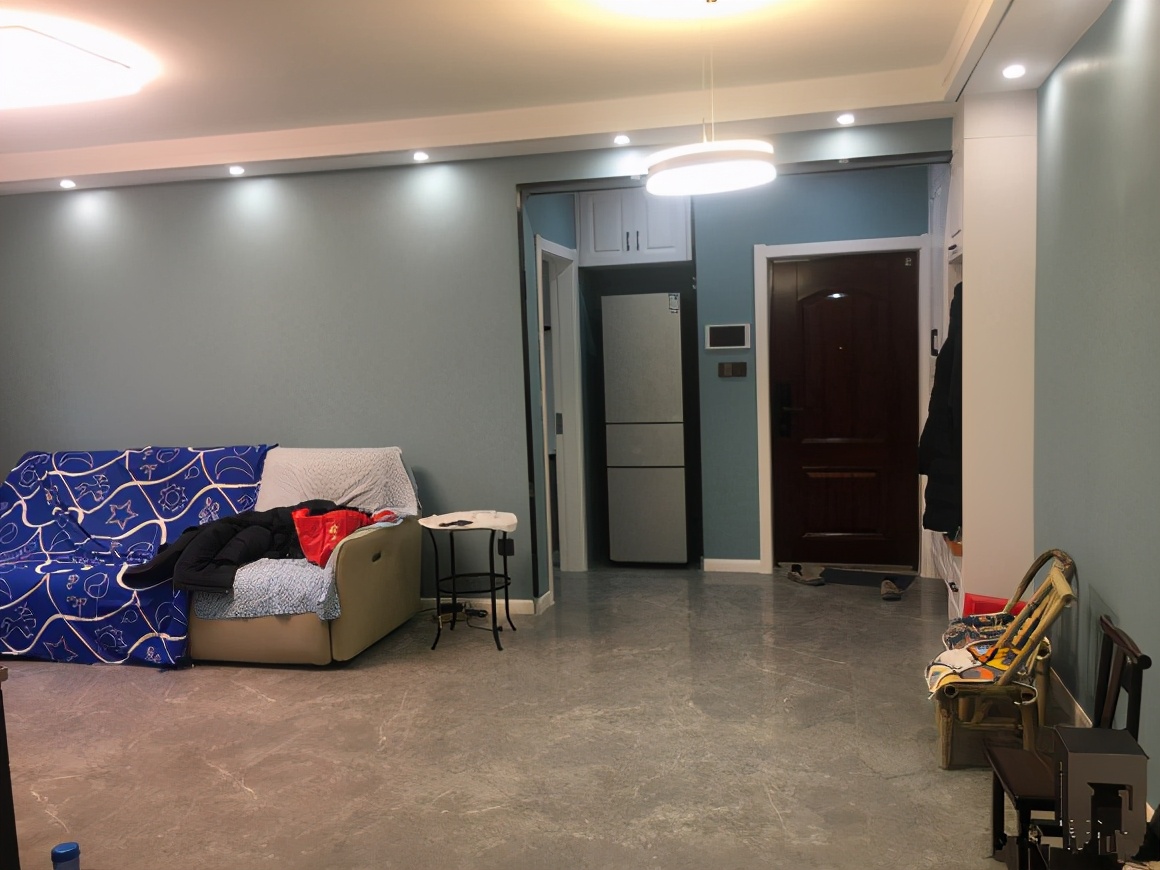 50平米装修家具电器一共多少钱,新房子的家具和电器要花多少钱