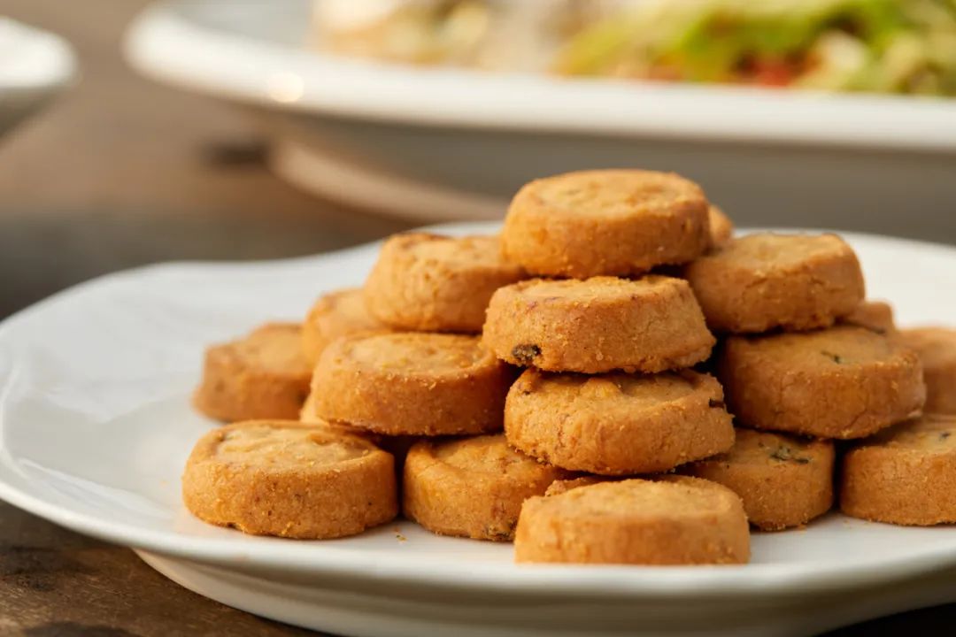 一到10月挤破头，这小镇也太好吃了吧