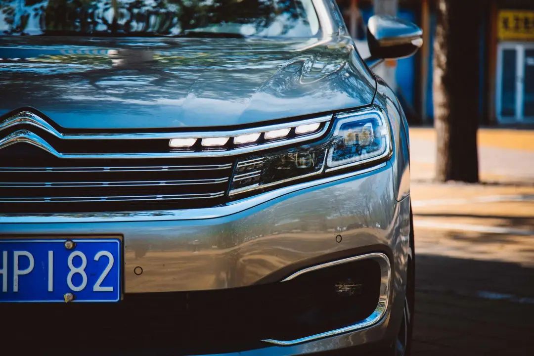 雪铁龙c6评车,雪铁龙c6新车上路感受