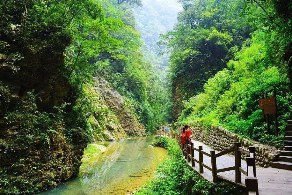 重庆避暑安静凉快推荐,重庆下雨天必去的地方