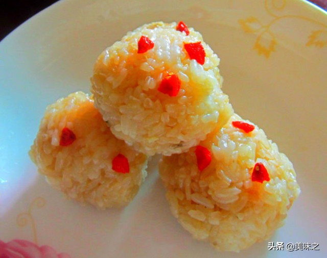 简单又好吃的饭团的做法,好吃饭团的家常做法