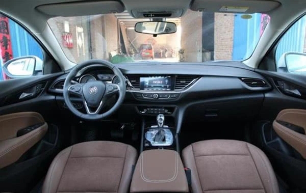 别克君威老款怎么样值得购买吗,别克君威老款新款对比