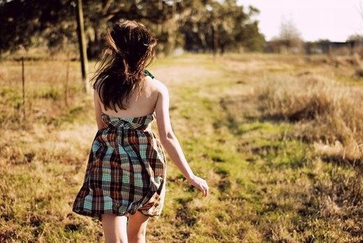 有一个人渐渐和你疏远了怎么办,如果有一个人跟你绝交了怎么办