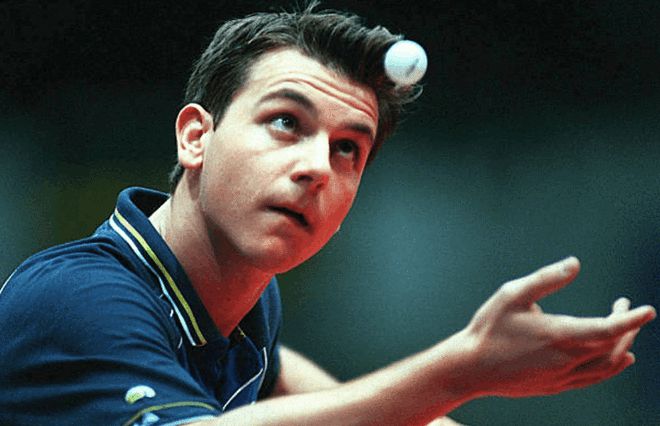 你从小看到大的他已经40岁了，还在乒乓赛场厮杀！而中国已经换了4代人