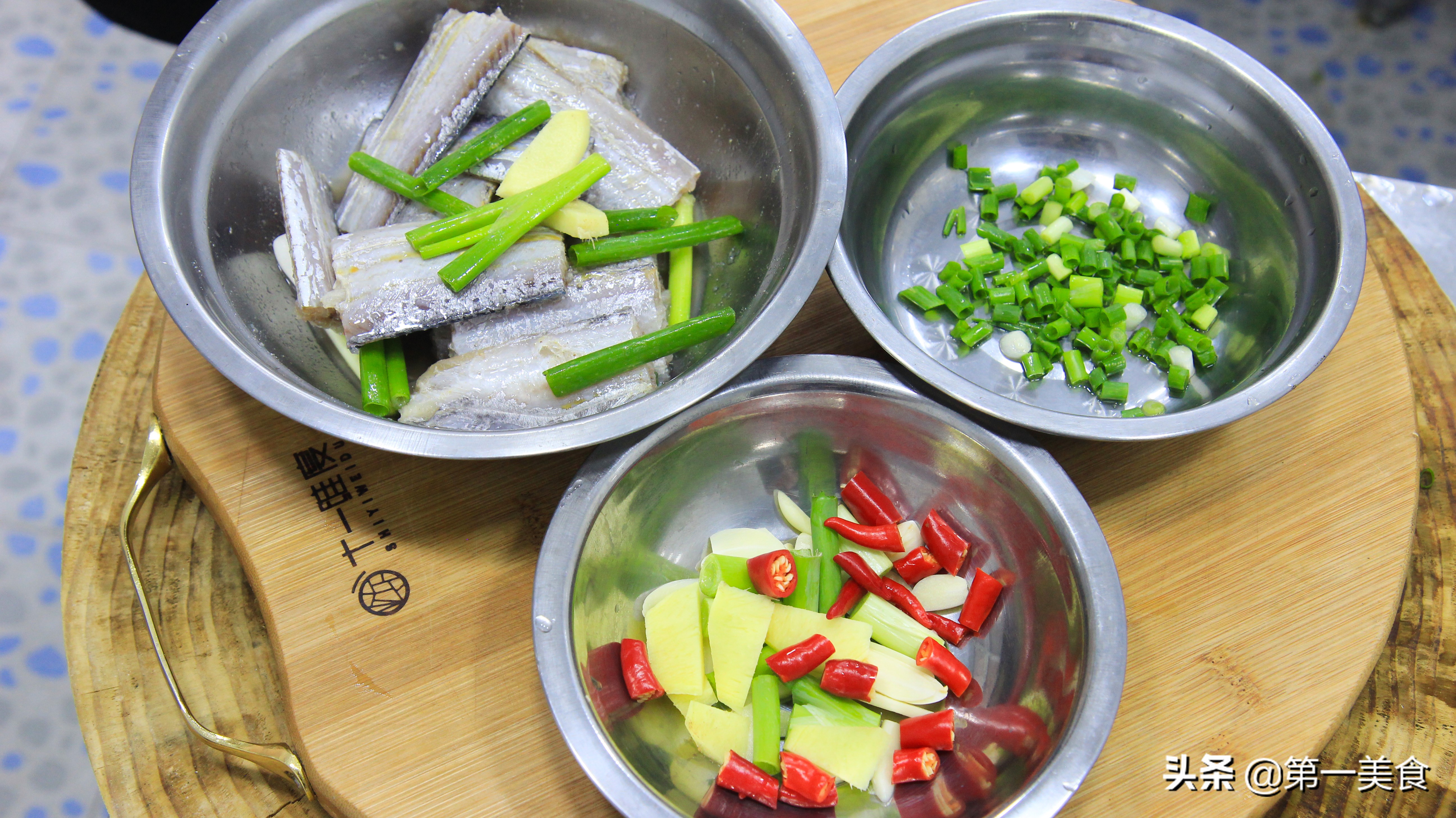 大厨教你红烧带鱼的正确做法,酱烧带鱼最正宗做法