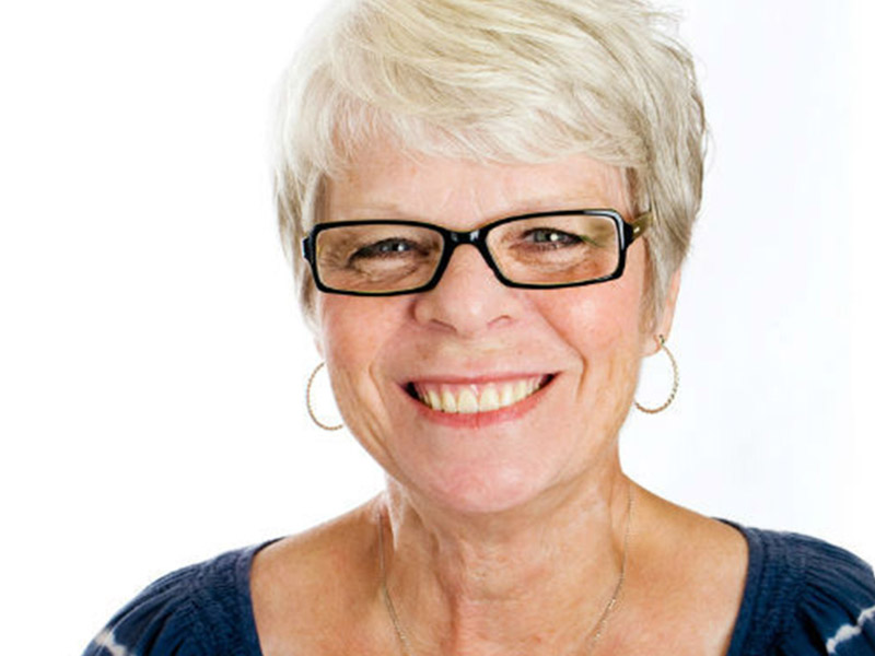 有近视和散光加老花怎么配镜,400度近视100度老花怎么配镜