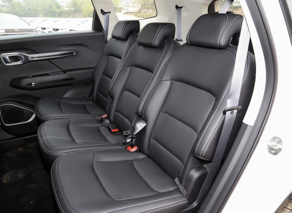 国产最省油7座suv推荐前十名,家用7座suv哪款车最实用