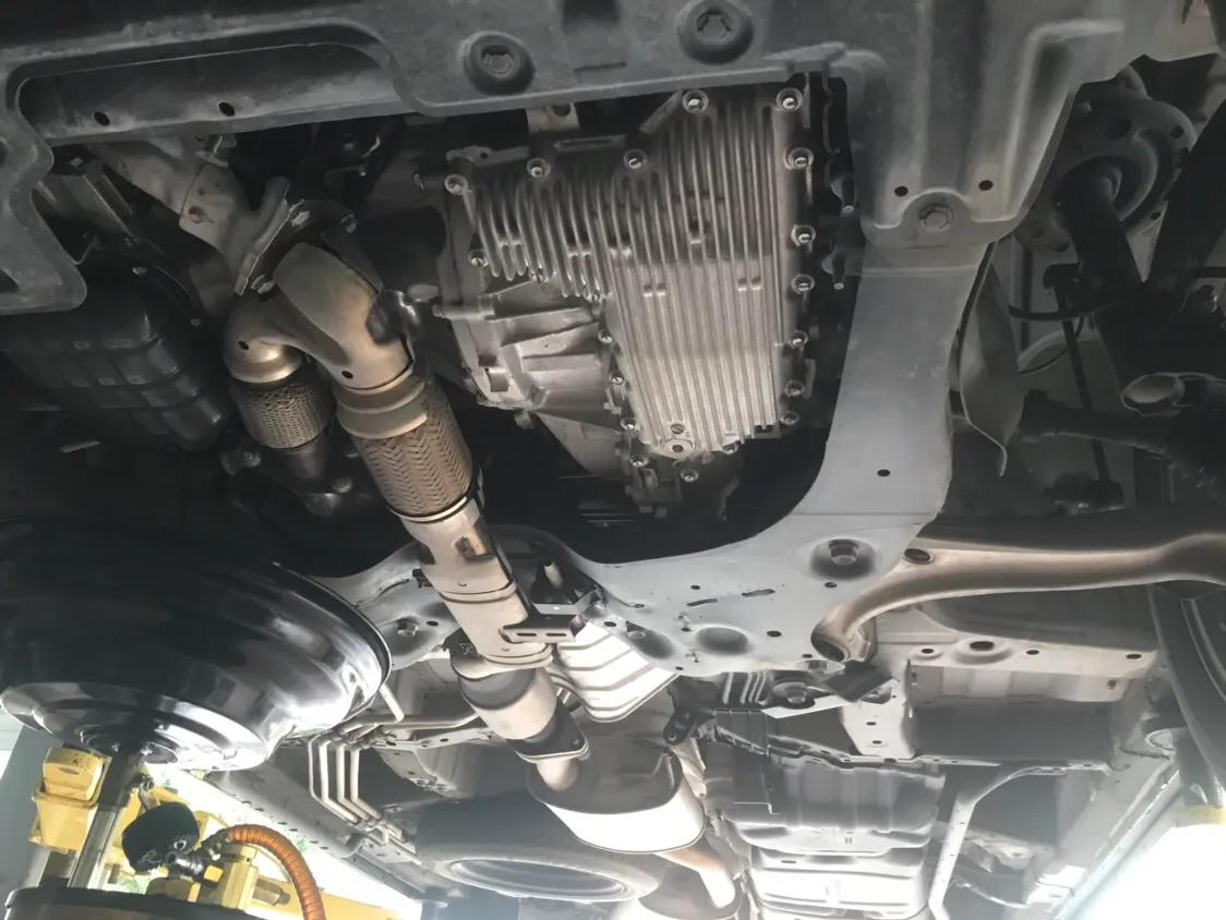 丰田埃尔法日产贵士,埃尔法3.5和贵士3.5的区别