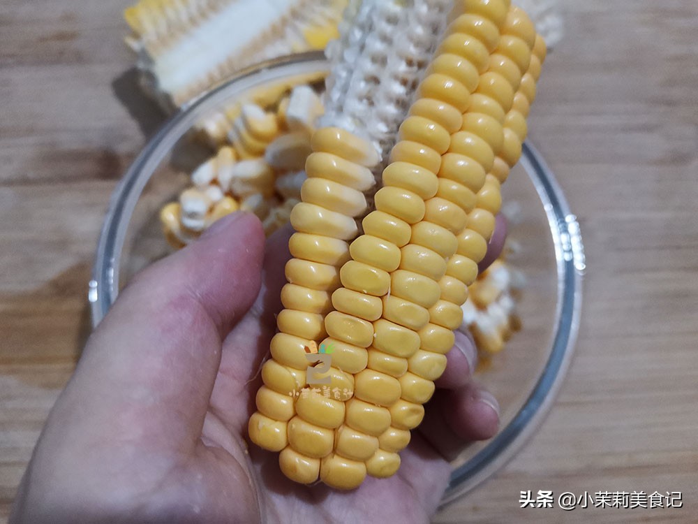 做玉米汁玉米需要煮熟吗,做玉米汁放糖还是放盐