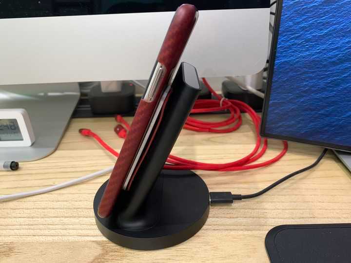 手机无线充电慢好还是快充电好,如何让手机无线充电更快